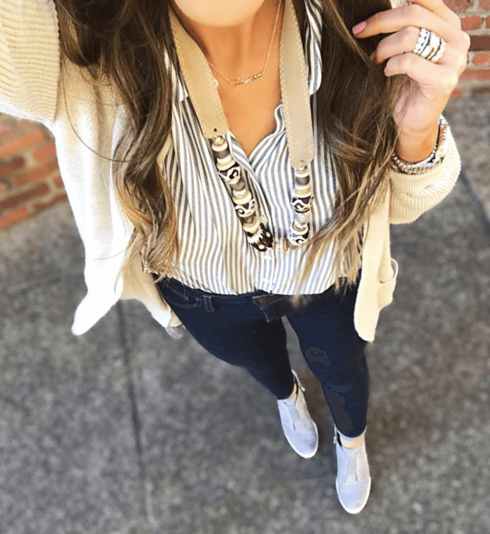 casual mom style outfit idea