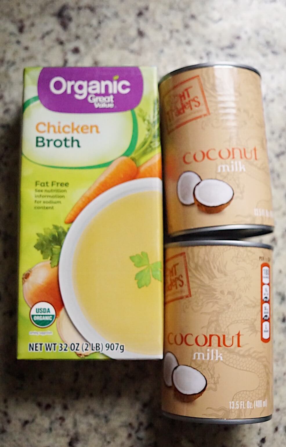 whole30 soup | whole 30 baked potato soup | dairy free soup | Delicious Whole30 Soup Recipe made with baked potato, featured by popular Dallas life and style blogger, Style Your Senses